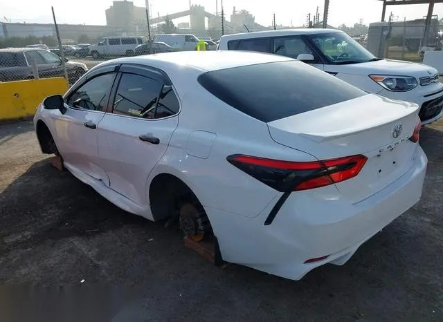 JTNB11HK0J3058526 2018 2018 Toyota Camry- SE 3