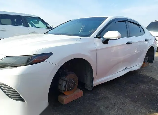 JTNB11HK0J3058526 2018 2018 Toyota Camry- SE 6