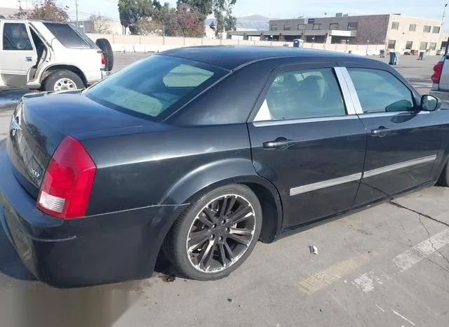 2C3JA43R35H690935 2005 2005 Chrysler 300 6