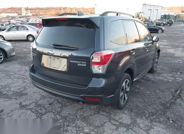 JF2SJAEC2HH524215 2017 2017 Subaru Forester- 2-5I Premium 4