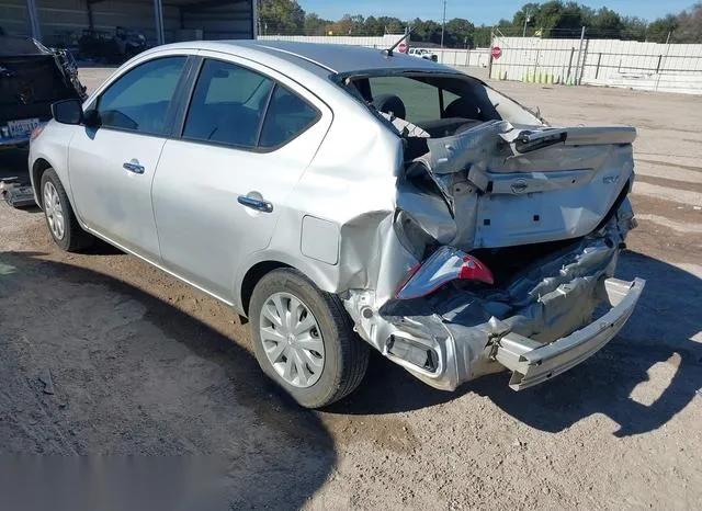 3N1CN7APXKL833705 2019 2019 Nissan Versa- 1-6 SV 3