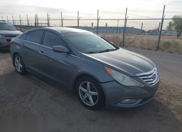 5NPEB4AC3DH745124 2013 2013 Hyundai Sonata- Gls 1