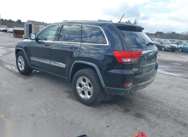 1J4RR4GG6BC657369 2011 2011 Jeep Grand Cherokee- Laredo 3