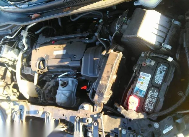 2HKRM4H40GH667688 2016 2016 Honda CR-V- SE 6