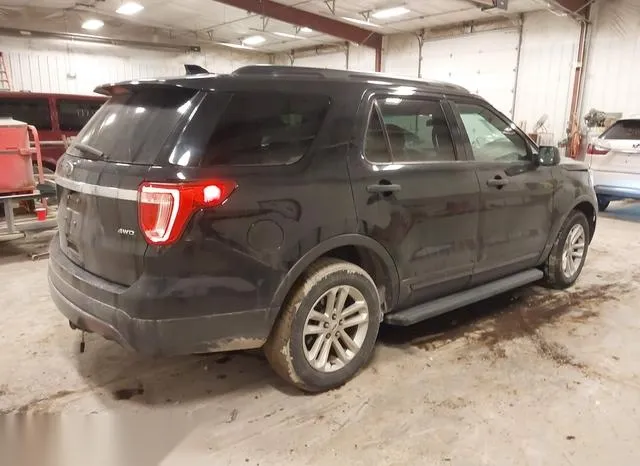 1FM5K8B84HGB03292 2017 2017 Ford Explorer 4