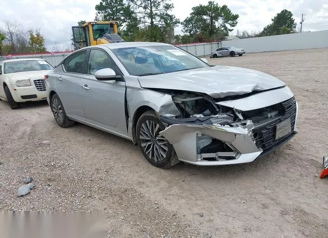 1N4BL4DV9PN354812 2023 2023 Nissan Altima- Sv Fwd 1