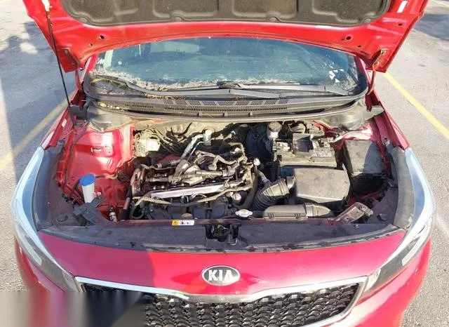 3KPFL4A70JE257639 2018 2018 KIA Forte- S 10