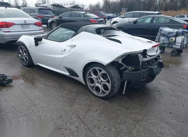 ZARBAAB42JM282475 2018 2018 Alfa Romeo 4c Spider 3