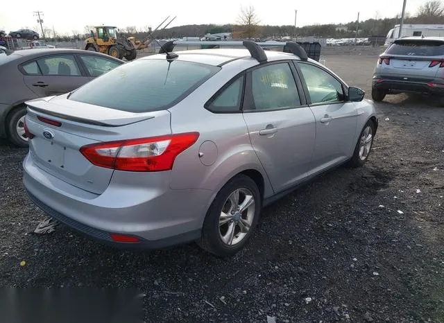 1FAHP3F28CL181009 2012 2012 Ford Focus- SE 4