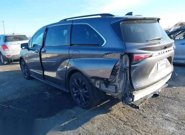 5TDDRKEC3MS032840 2021 2021 Toyota Sienna- Xse 3