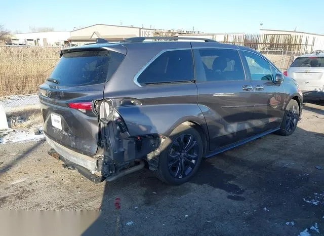 5TDDRKEC3MS032840 2021 2021 Toyota Sienna- Xse 4