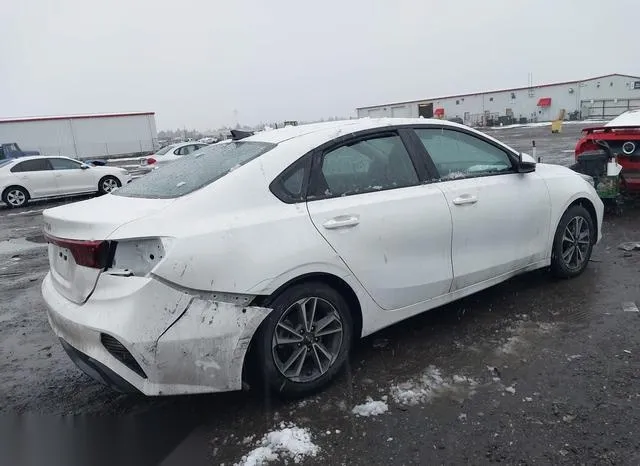 3KPF24AD5PE683392 2023 2023 KIA Forte- Lxs 4