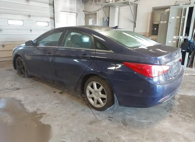 5NPEB4AC9BH155281 2011 2011 Hyundai Sonata- Gls 3