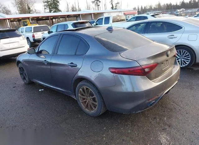 ZARFAEDN3H7537030 2017 2017 Alfa Romeo Giulia- Awd 3