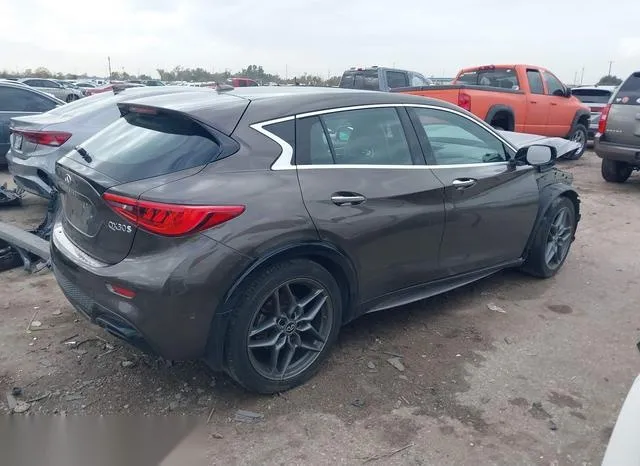 SJKCH5CP8HA024092 2017 2017 Infiniti QX30- Sport 4