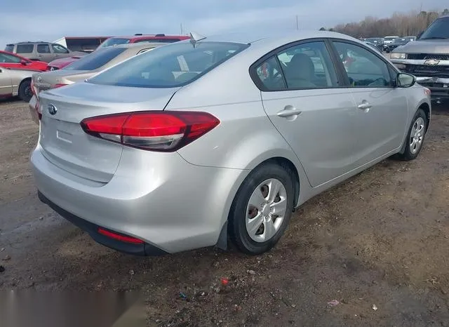 3KPFK4A71JE255837 2018 2018 KIA Forte- LX 4