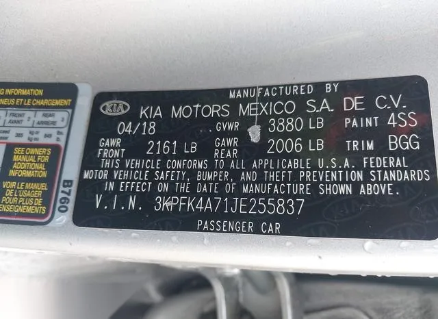 3KPFK4A71JE255837 2018 2018 KIA Forte- LX 9