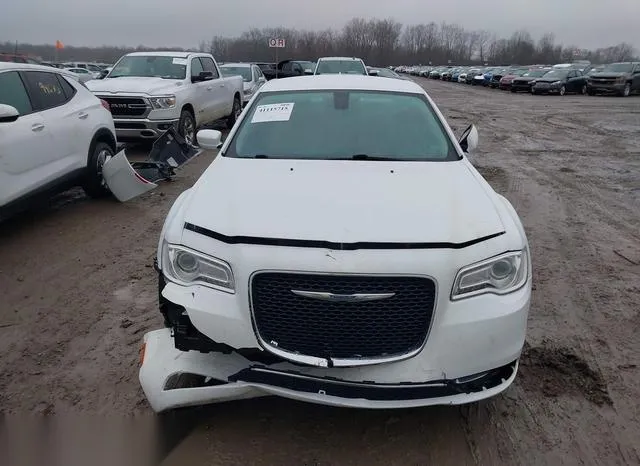 2C3CCARG6HH512397 2017 2017 Chrysler 300- Limited Awd 6