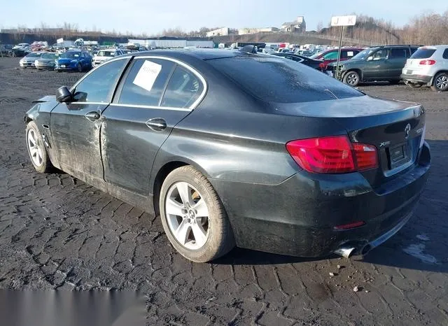 WBAXH5C52DD106554 2013 2013 BMW 5 Series- 528I Xdrive 3