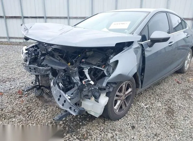 1G1BE5SM0J7142261 2018 2018 Chevrolet Cruze- Lt Auto 6