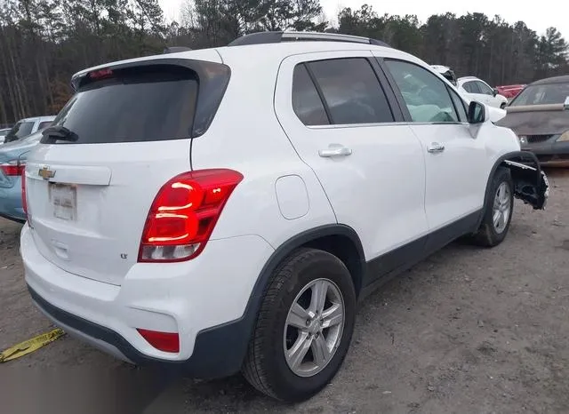 3GNCJLSBXKL395800 2019 2019 Chevrolet Trax- LT 4