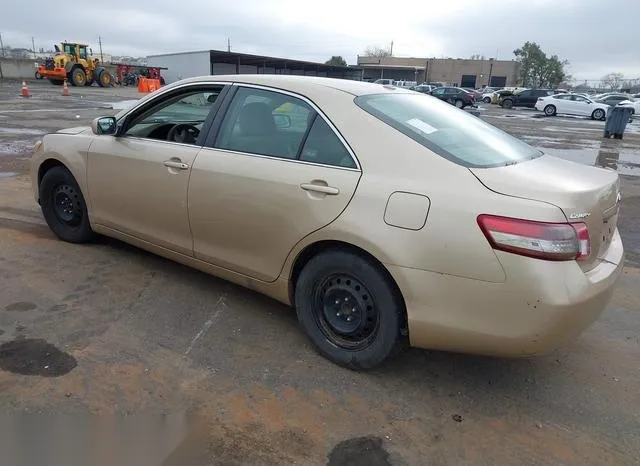 4T1BF3EK1BU226901 2011 2011 Toyota Camry- LE 3