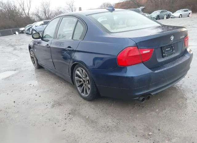 WBAPK7C51BA817786 2011 2011 BMW 3 Series- 328I Xdrive 3