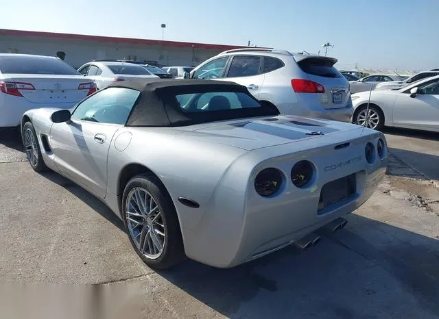 1G1YY32G8Y5125729 2000 2000 Chevrolet Corvette 3