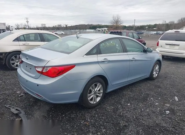 5NPEB4AC0DH517596 2013 2013 Hyundai Sonata- Gls 4