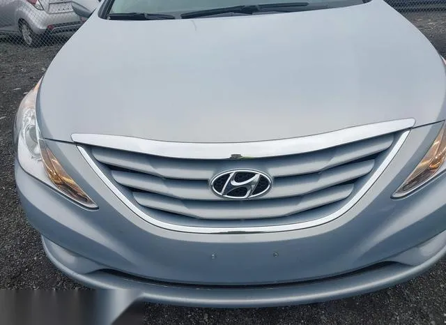 5NPEB4AC0DH517596 2013 2013 Hyundai Sonata- Gls 6