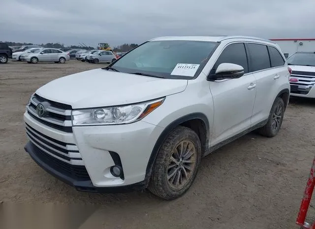 5TDKZRFH6KS361734 2019 2019 Toyota Highlander- Xle 2