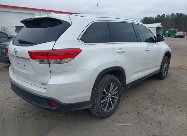 5TDKZRFH6KS361734 2019 2019 Toyota Highlander- Xle 4