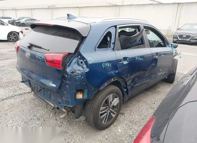 KNDCB3LC8M5469957 2021 2021 KIA Niro- Lxs 4