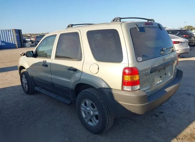 1FMYU03104DA21064 2004 2004 Ford Escape- Xlt 3