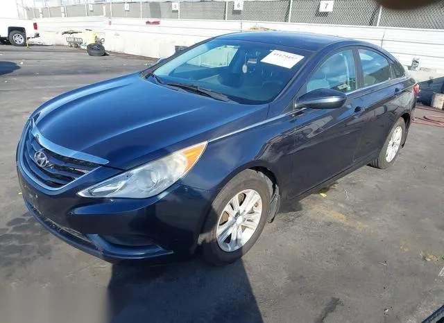 5NPEB4AC2BH107041 2011 2011 Hyundai Sonata- Gls 2