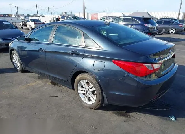 5NPEB4AC2BH107041 2011 2011 Hyundai Sonata- Gls 3