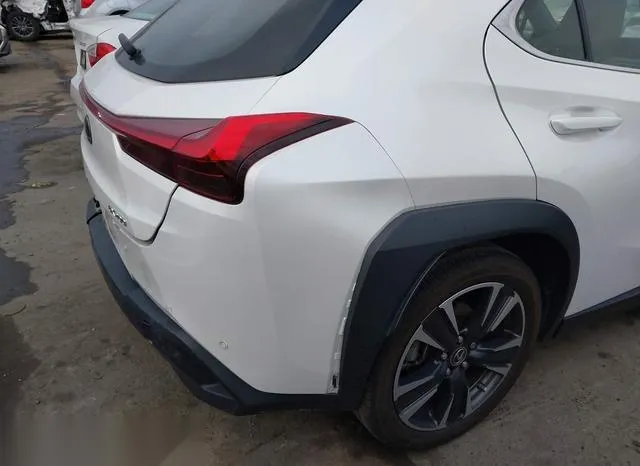 JTHX3JBH1L2030114 2020 2020 Lexus UX 200 6