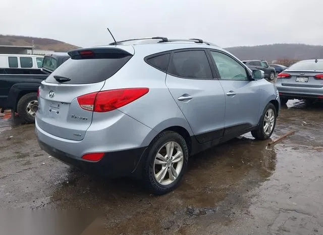 KM8JUCAC9DU639278 2013 2013 Hyundai Tucson- Gls 4