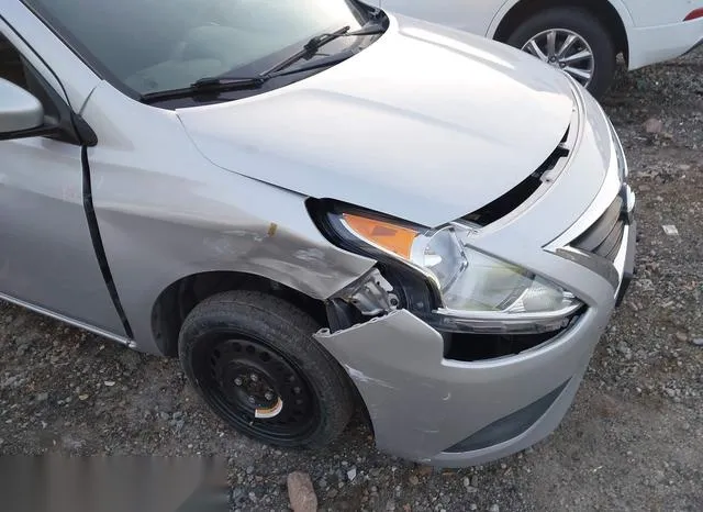 3N1CN7AP4KL846563 2019 2019 Nissan Versa- 1-6 SV 6