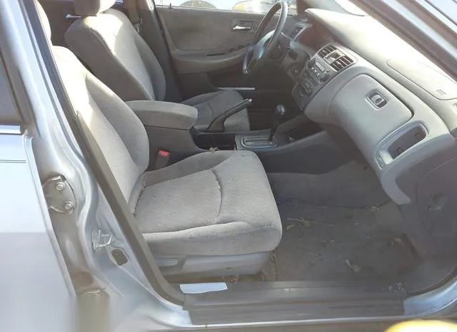 1HGCG56471A132864 2001 2001 Honda Accord- 2-3 LX 5