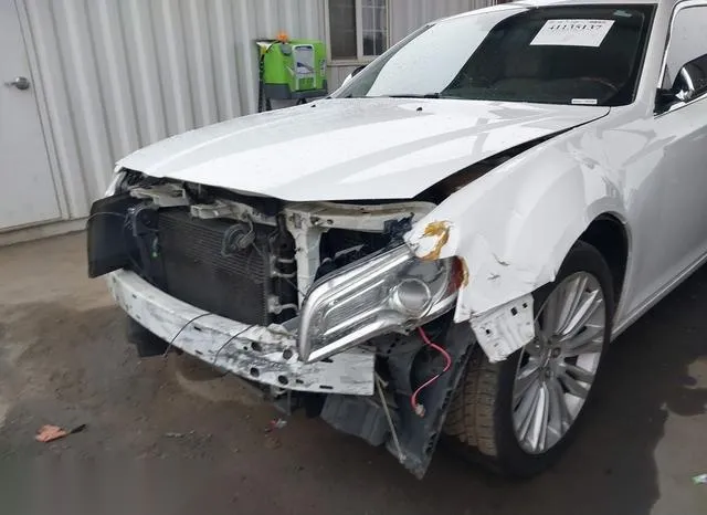 2C3CA6CTXBH584056 2011 2011 Chrysler 300C 6