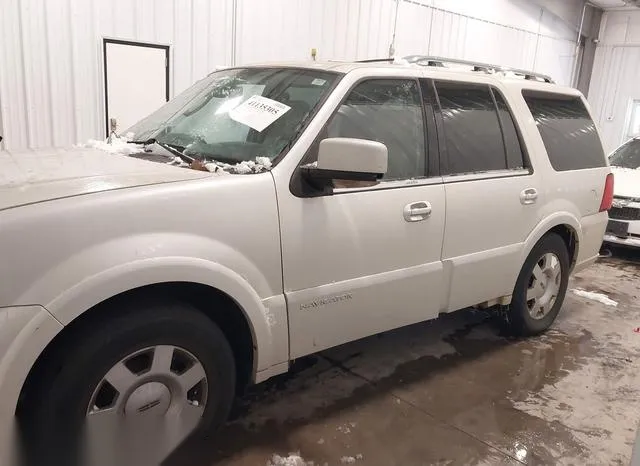 5LMFU285X6LJ11102 2006 2006 Lincoln Navigator 2