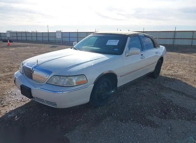 1LNHM81W83Y670549 2003 2003 Lincoln Town Car- Executive 2