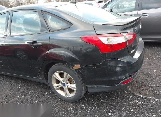 1FAHP3F28CL442378 2012 2012 Ford Focus- SE 6