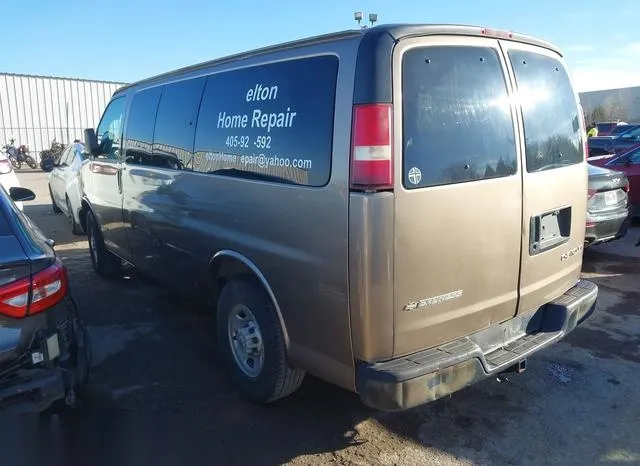 1GAHG35U641182565 2004 2004 Chevrolet Express 3