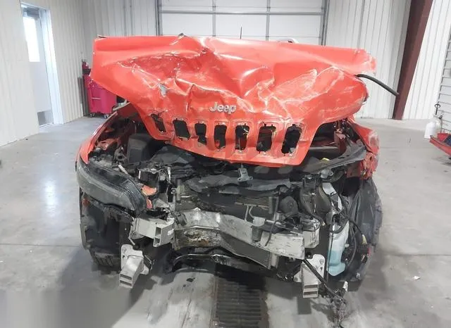 1C4PJMCB0MD194401 2021 2021 Jeep Cherokee- Latitude 4X4 6