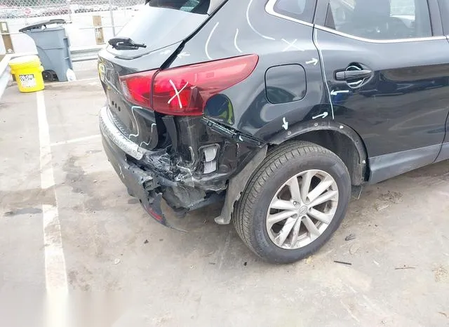 JN1BJ1CP6HW011908 2017 2017 Nissan Rogue- Sport S 6