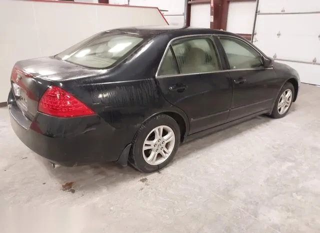 1HGCM56367A173835 2007 2007 Honda Accord- 2-4 SE 4