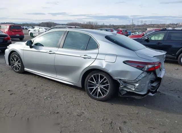 4T1G11AK8MU435540 2021 2021 Toyota Camry- SE 3