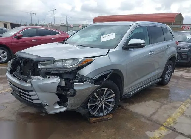 5TDJZRFH6JS549485 2018 2018 Toyota Highlander- Xle 2